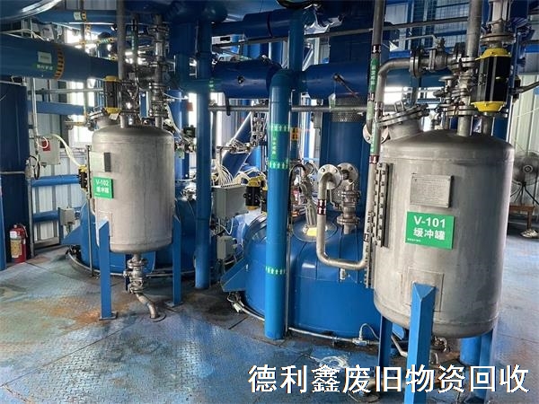 化工整體設(shè)備回收，淘汰反應(yīng)釜回收，免費拆除