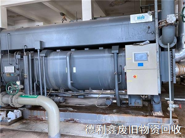 高價溴化鋰機組回收，專業(yè)直燃機回收拆除